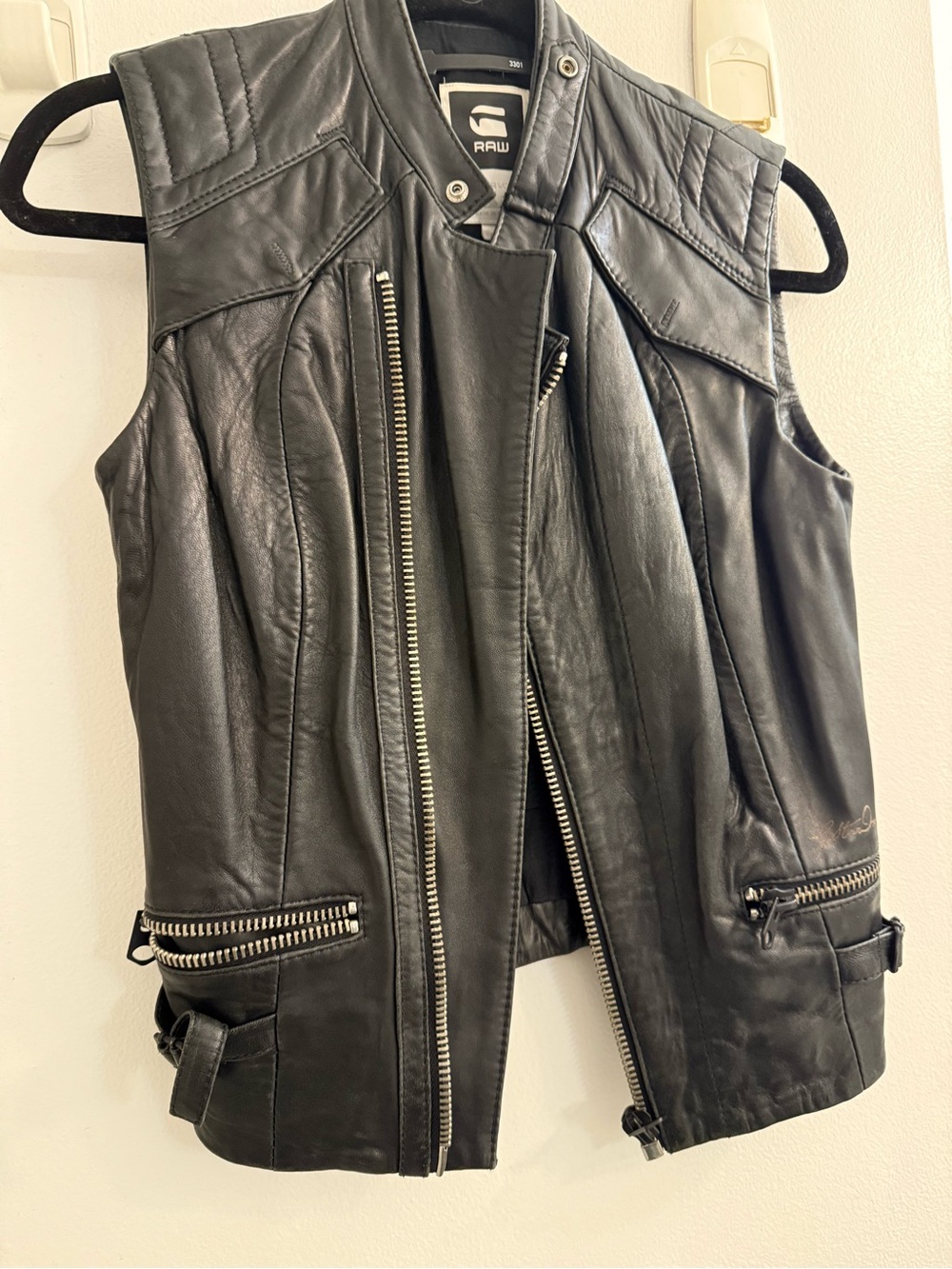 VINTAGE G-STAR RAW GENUINE Leather Sleeveless Moto Vest - Black /size small